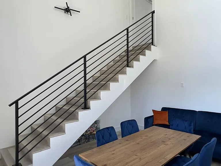 1014 Akio Way — Photo 3