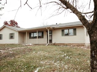 3939 W Woodhaven Dr, Bloomington, IN 47403