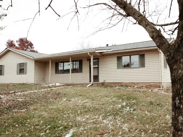 3939 W Woodhaven Dr, Bloomington, IN 47403