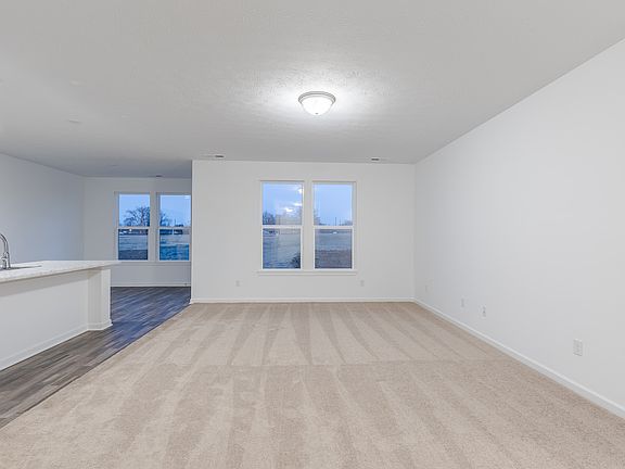 4th image of 4798 E Summerfield Dr