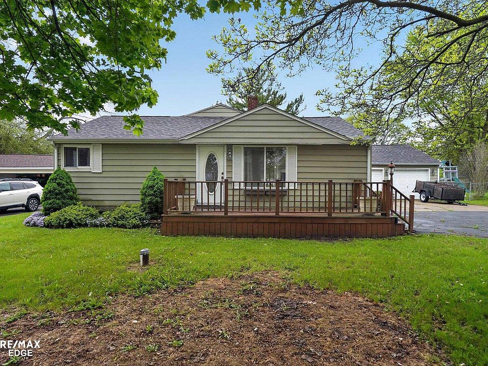 1st image of 6120 Surrey Ln