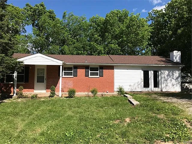 3108 Phils Dr photo 1