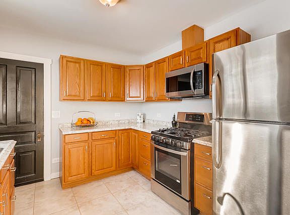5th image of 20689 W Park Ave