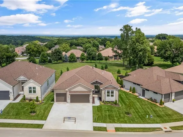 1600 NE Park Springs Ter, Lees Summit, MO 64064