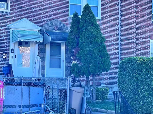 2074 Fraley St, Philadelphia, PA 19124