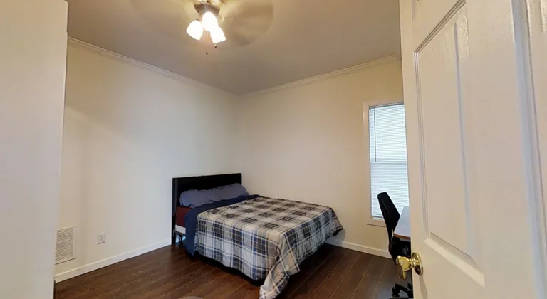 323 Lexington Ave — Photo 46