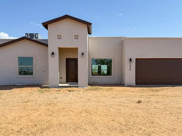 1040 Sunrise Dr, Chaparral, NM 88081