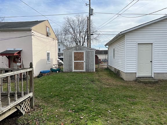 3rd image of 360 N 11th St