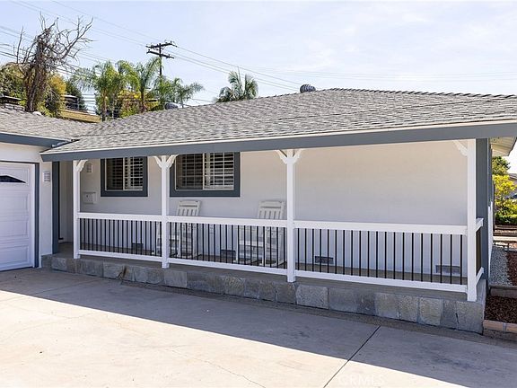 3rd image of 1246 E Baldwin Ave