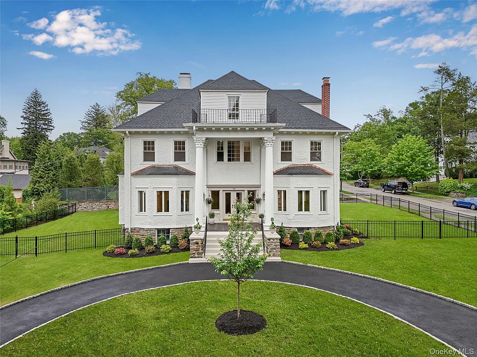 1st image of 158 Loring Avenue