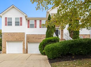 2712 Mollys Ct, Spring Hill, TN 37174