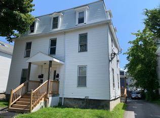 10 Denny St, Worcester, MA 01609
