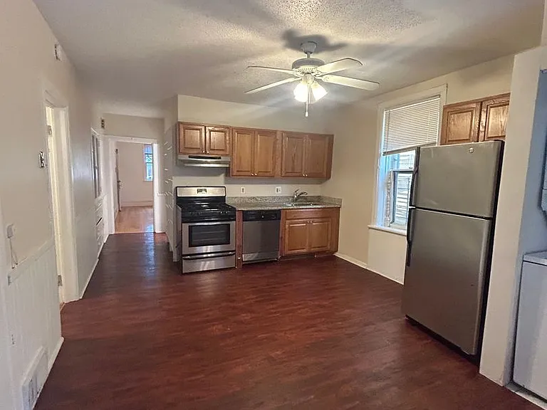 2718 N Wilton Ave #1 — Photo 7