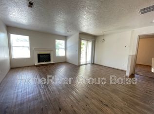 584 S Dalton Ln APT 201, Boise, ID 83709