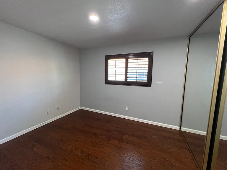 1371 La Mancha Pl — Photo 21