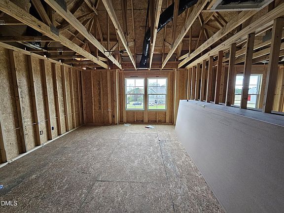 4th image of 151 Alice Trace Pl #6