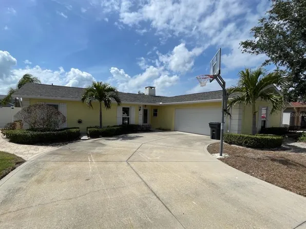 3914 Venetian Way, Rocky Point, FL 33634