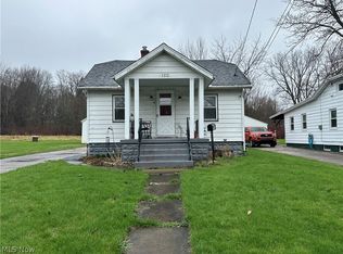 1312 Hamlin Dr, Ashtabula, OH 44004