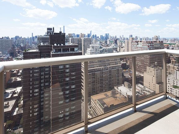 5th image of 200 E 89th St APT 32E