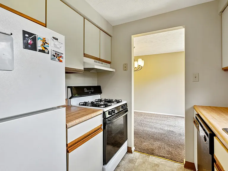 2851 Dolores Dr — Photo 12