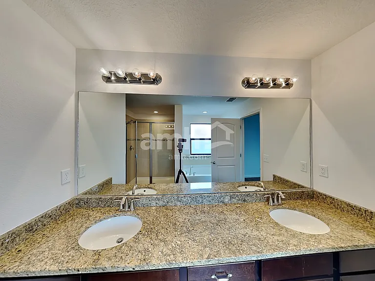 11818 Winterset Cove Dr — Photo 12