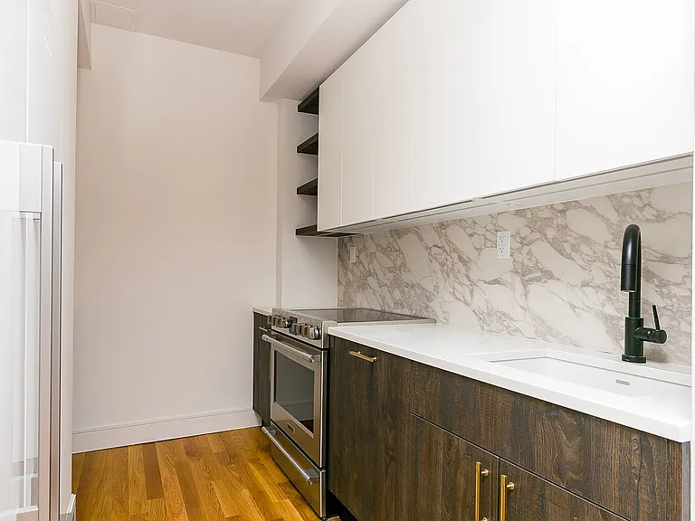 321 Wythe Ave #454 — Photo 4