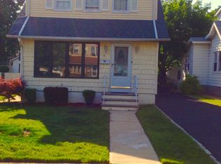 31 Walnut St, Belleville, NJ 07109