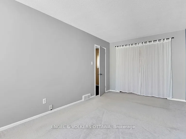 837 Eastvale Dr #110 — Photo 24