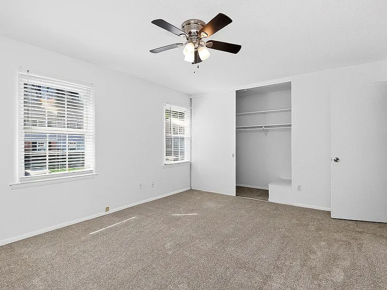 4605 Hedgemore Dr #D — Photo 19