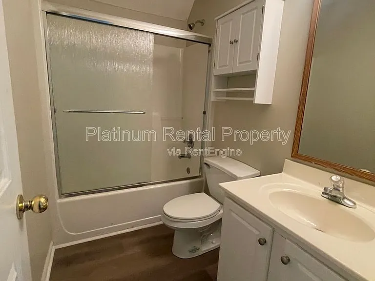 475 Ellesmere Way — Photo 35