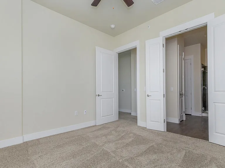 7600 Mason Rd — Photo 39