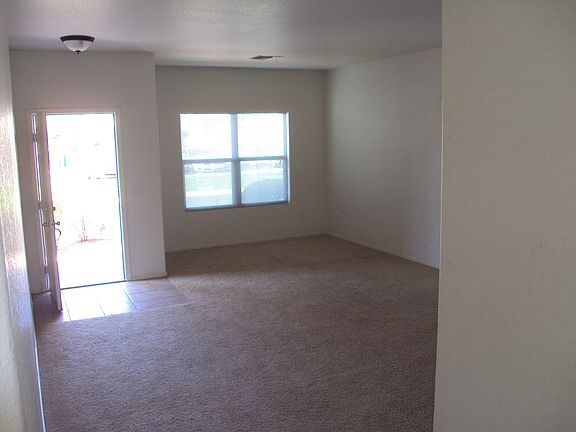 5th image of 1061 S Bogle Ct