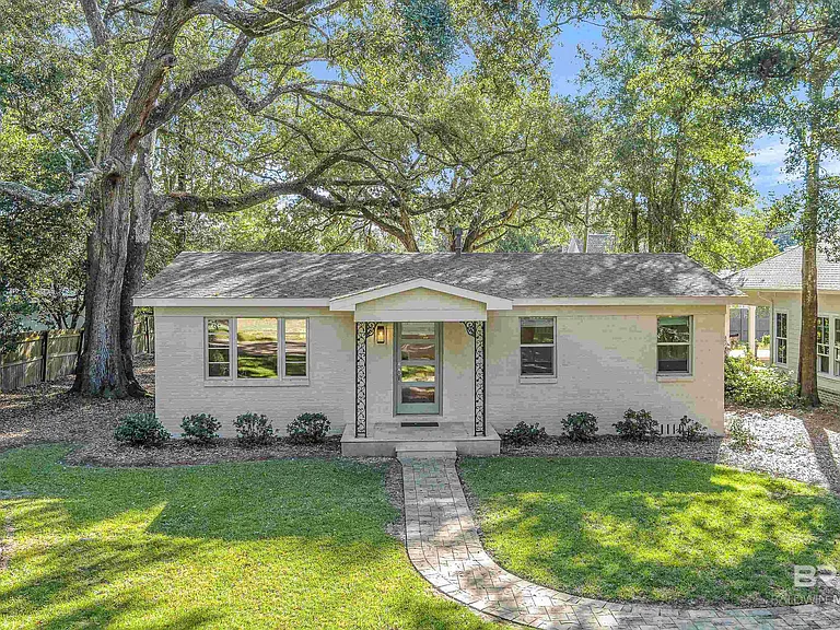 357 Azalea St — Photo 22