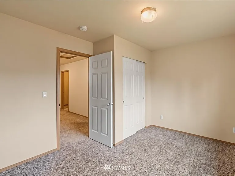 8622 187th Street Ct E — Photo 11