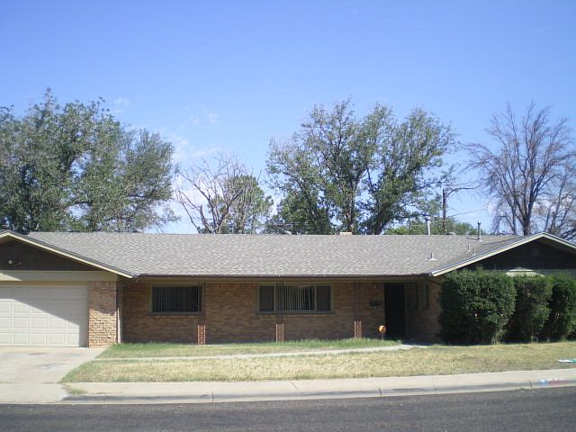 1st image of 1422 Wilshire Dr