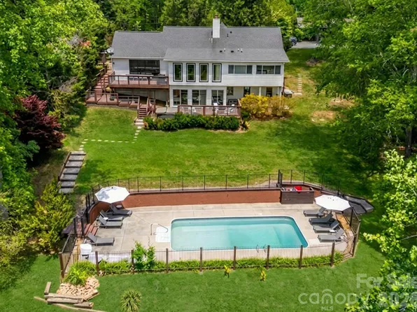 172 Amble Ln, Fletcher, NC 28732