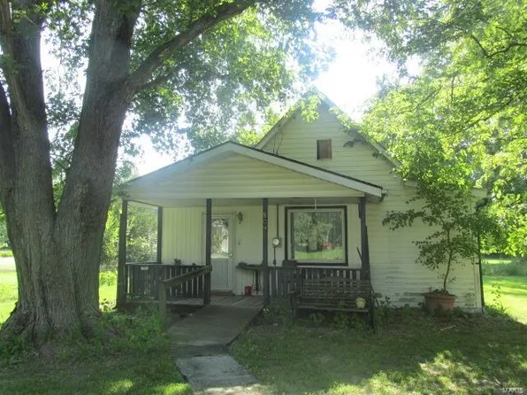 509 N State St, Sorento, IL 62086