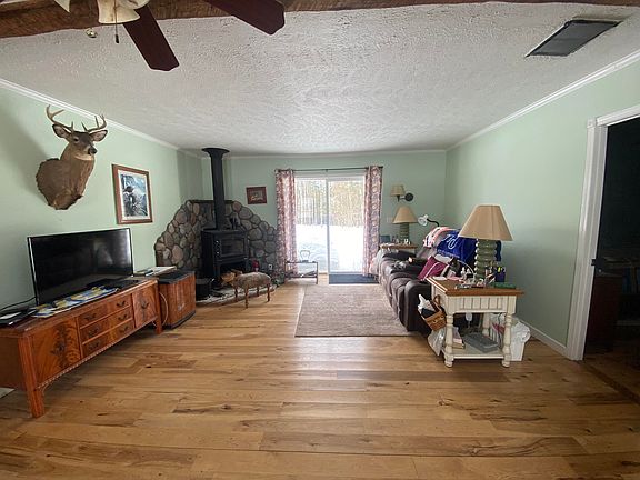 5th image of 22395 S Steinbeck Rd