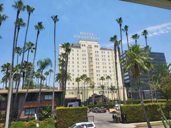 7024 Hawthorn Ave, Los Angeles, CA