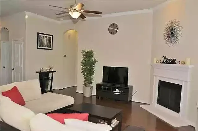 16328 Amistad Ave — Photo 14