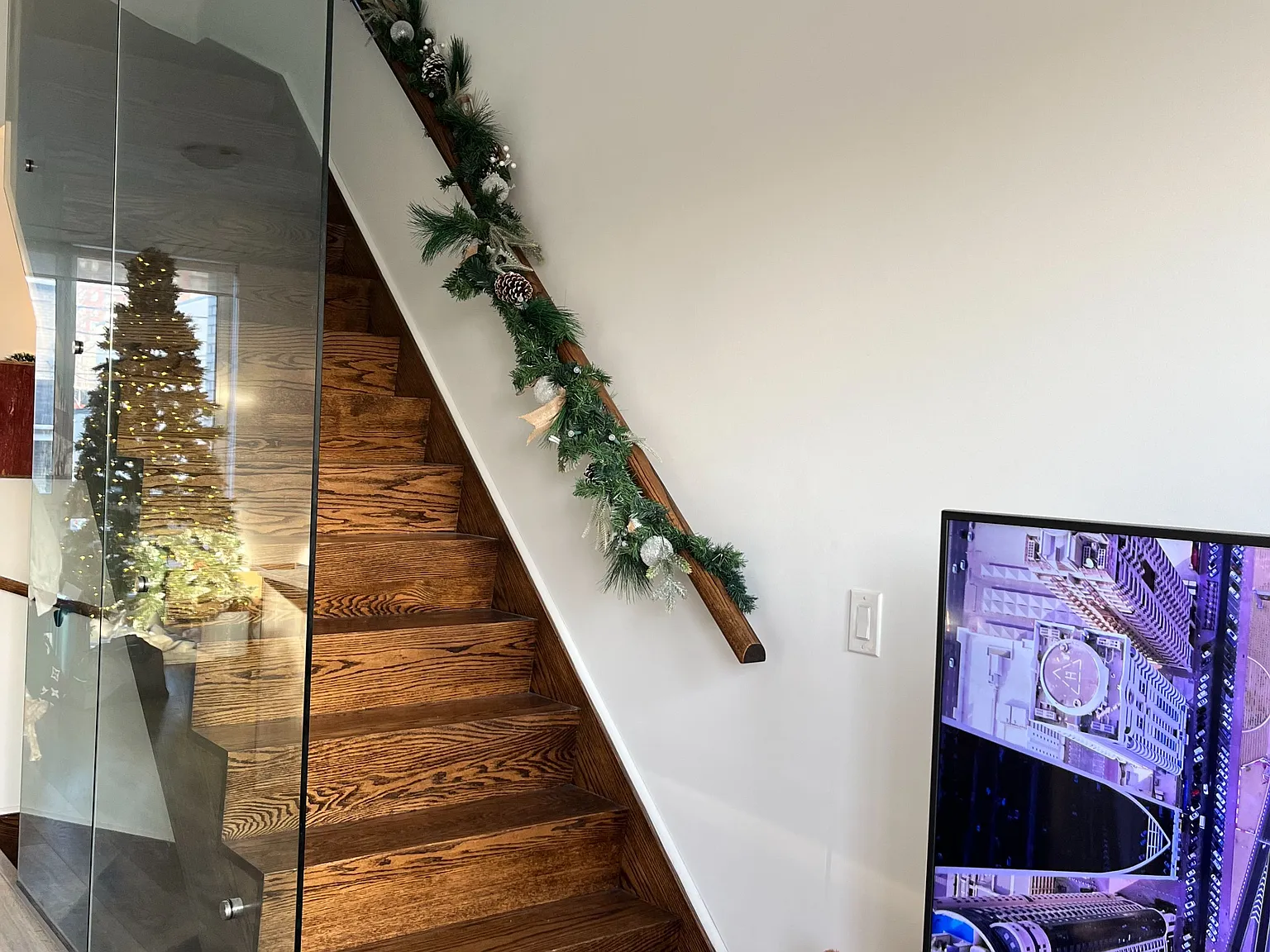 3 bed, $4,600 — Photo 2
