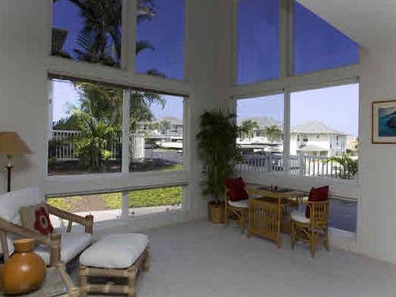 3rd image of 75-6009 Alii Dr APT K4