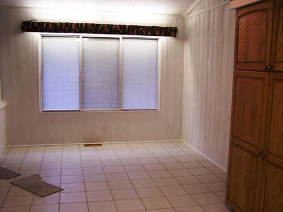 4th image of 1851 Seminole Ln