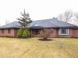 15771 W Buckley Rd, Libertyville, IL 60048