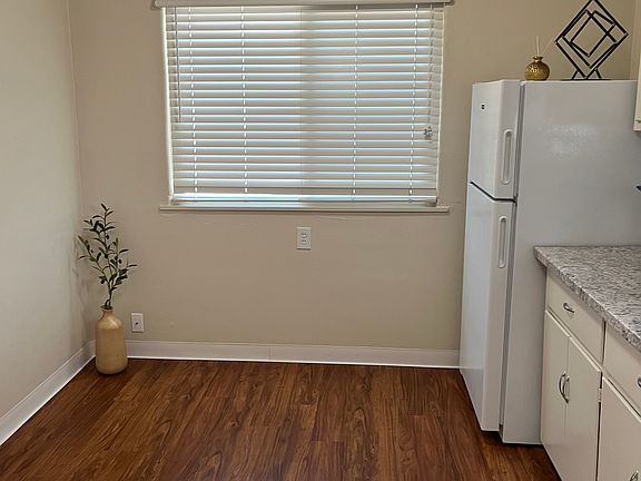 3rd image of 22731 Stevens Creek Blvd APT 3