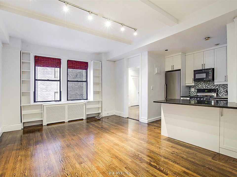 1st image of 157-163 E 72nd St #5E