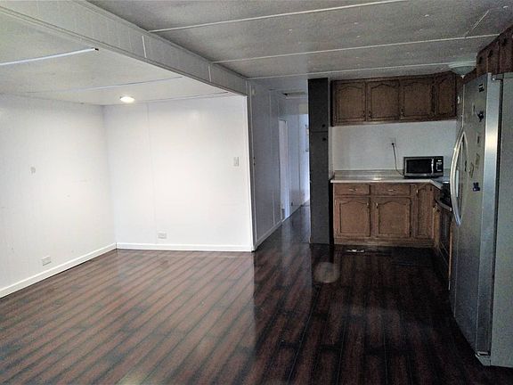 3rd image of 100 Woodlawn Ave Space 64
