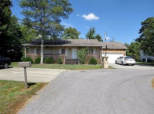 80 Sunrise Ter, Hazard, KY 41701