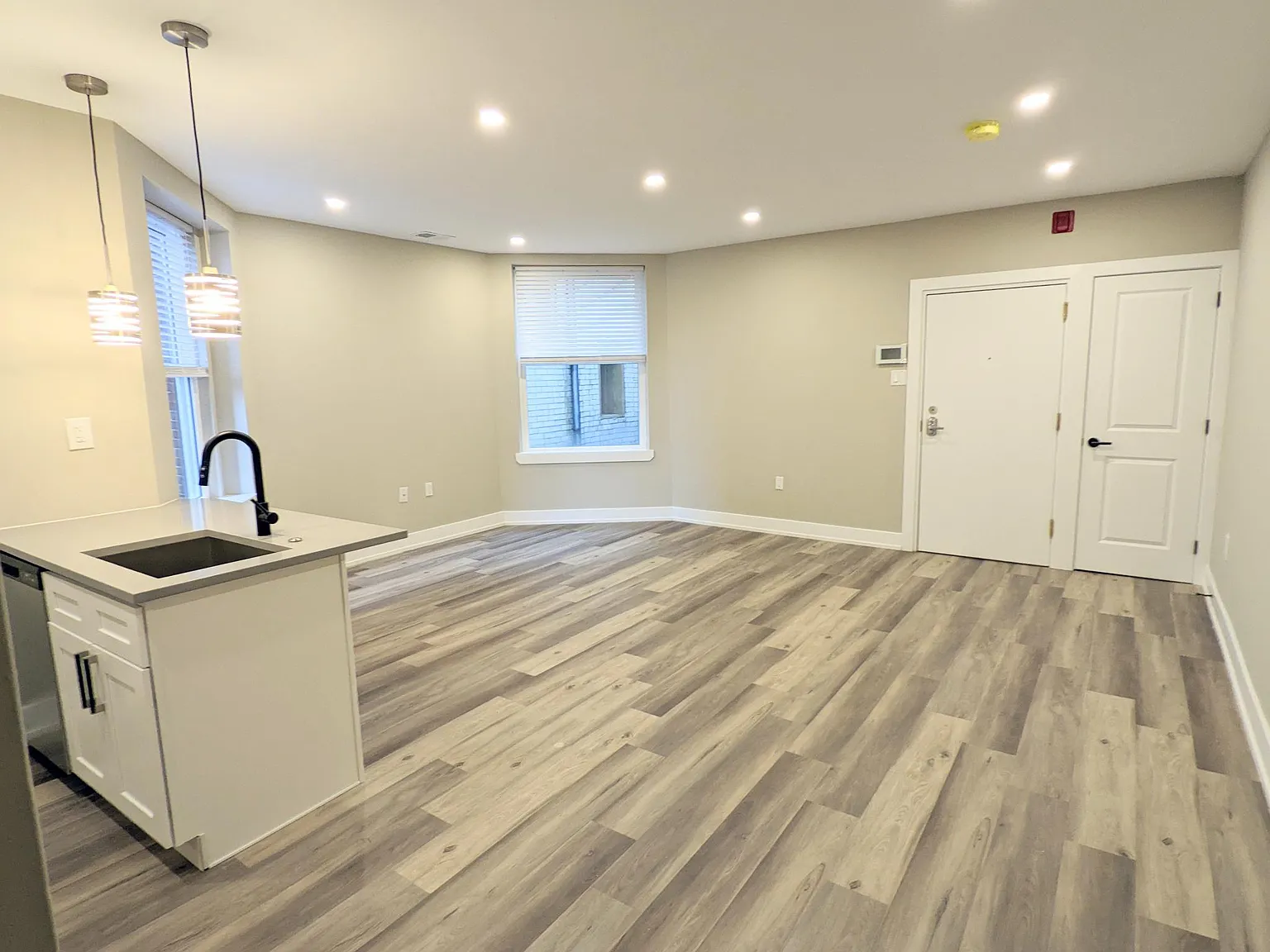 1 bed, 630 sqft, $1,450 — Photo 4