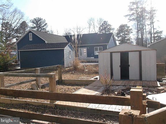 4th image of 37204 Florida Dr